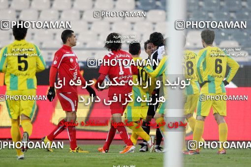1173704, Tehran, Iran, لیگ برتر فوتبال ایران، Persian Gulf Cup، Week 22، Second Leg، Persepolis 0 v 0 Rah Ahan on 2011/02/13 at Azadi Stadium