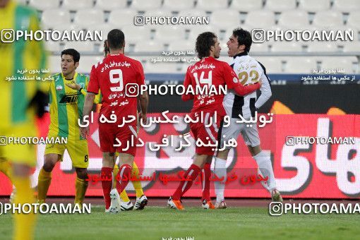 1173806, Tehran, Iran, لیگ برتر فوتبال ایران، Persian Gulf Cup، Week 22، Second Leg، Persepolis 0 v 0 Rah Ahan on 2011/02/13 at Azadi Stadium
