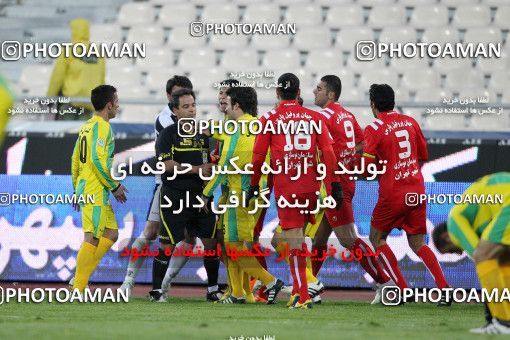 1173799, Tehran, Iran, لیگ برتر فوتبال ایران، Persian Gulf Cup، Week 22، Second Leg، Persepolis 0 v 0 Rah Ahan on 2011/02/13 at Azadi Stadium