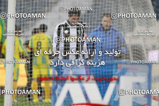 1173726, Tehran, Iran, لیگ برتر فوتبال ایران، Persian Gulf Cup، Week 22، Second Leg، Persepolis 0 v 0 Rah Ahan on 2011/02/13 at Azadi Stadium