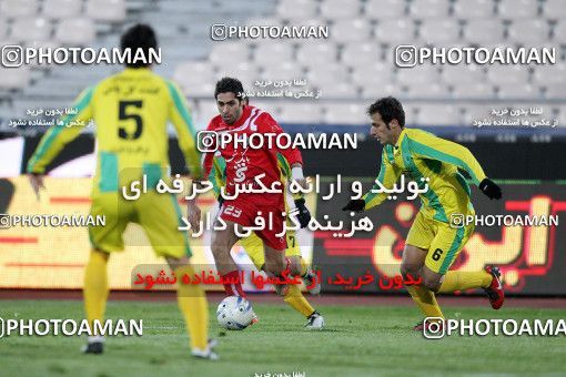1173650, Tehran, Iran, لیگ برتر فوتبال ایران، Persian Gulf Cup، Week 22، Second Leg، Persepolis 0 v 0 Rah Ahan on 2011/02/13 at Azadi Stadium