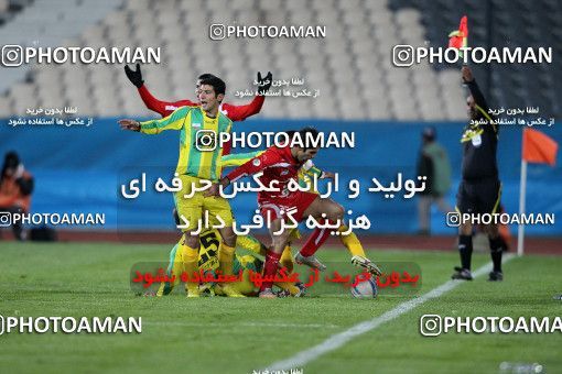1173807, Tehran, Iran, لیگ برتر فوتبال ایران، Persian Gulf Cup، Week 22، Second Leg، Persepolis 0 v 0 Rah Ahan on 2011/02/13 at Azadi Stadium