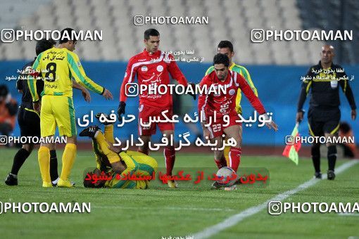 1173709, Tehran, Iran, لیگ برتر فوتبال ایران، Persian Gulf Cup، Week 22، Second Leg، Persepolis 0 v 0 Rah Ahan on 2011/02/13 at Azadi Stadium