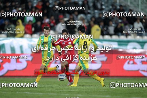 1173736, Tehran, Iran, لیگ برتر فوتبال ایران، Persian Gulf Cup، Week 22، Second Leg، Persepolis 0 v 0 Rah Ahan on 2011/02/13 at Azadi Stadium