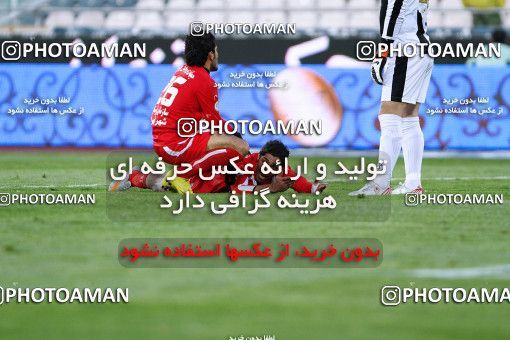 1173630, Tehran, Iran, لیگ برتر فوتبال ایران، Persian Gulf Cup، Week 22، Second Leg، Persepolis 0 v 0 Rah Ahan on 2011/02/13 at Azadi Stadium
