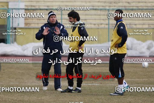 1174304, Tehran, , Esteghlal Football Team Training Session on 2011/02/16 at Sanaye Defa Stadium