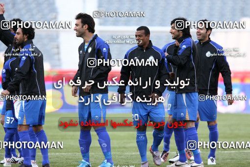 1174413, Tehran, [*parameter:4*], لیگ برتر فوتبال ایران، Persian Gulf Cup، Week 23، Second Leg، Esteghlal 3 v 1 Naft Tehran on 2011/02/18 at Azadi Stadium