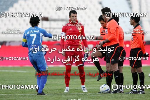 1174416, Tehran, [*parameter:4*], لیگ برتر فوتبال ایران، Persian Gulf Cup، Week 23، Second Leg، Esteghlal 3 v 1 Naft Tehran on 2011/02/18 at Azadi Stadium