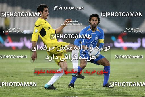 1174419, Tehran, [*parameter:4*], لیگ برتر فوتبال ایران، Persian Gulf Cup، Week 23، Second Leg، Esteghlal 3 v 1 Naft Tehran on 2011/02/18 at Azadi Stadium