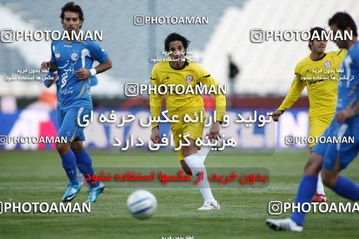 1174670, Tehran, [*parameter:4*], لیگ برتر فوتبال ایران، Persian Gulf Cup، Week 23، Second Leg، Esteghlal 3 v 1 Naft Tehran on 2011/02/18 at Azadi Stadium