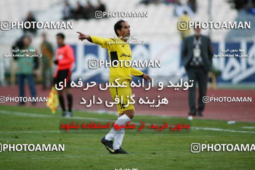 1174635, Tehran, [*parameter:4*], لیگ برتر فوتبال ایران، Persian Gulf Cup، Week 23، Second Leg، Esteghlal 3 v 1 Naft Tehran on 2011/02/18 at Azadi Stadium