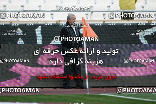 1174757, Tehran, [*parameter:4*], لیگ برتر فوتبال ایران، Persian Gulf Cup، Week 23، Second Leg، Esteghlal 3 v 1 Naft Tehran on 2011/02/18 at Azadi Stadium