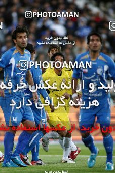 1174684, Tehran, [*parameter:4*], لیگ برتر فوتبال ایران، Persian Gulf Cup، Week 23، Second Leg، Esteghlal 3 v 1 Naft Tehran on 2011/02/18 at Azadi Stadium