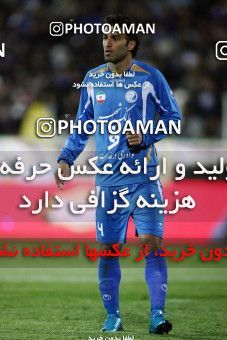 1174642, Tehran, [*parameter:4*], لیگ برتر فوتبال ایران، Persian Gulf Cup، Week 23، Second Leg، Esteghlal 3 v 1 Naft Tehran on 2011/02/18 at Azadi Stadium