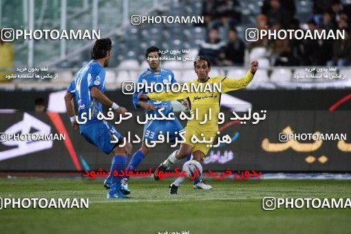 1174679, Tehran, [*parameter:4*], لیگ برتر فوتبال ایران، Persian Gulf Cup، Week 23، Second Leg، Esteghlal 3 v 1 Naft Tehran on 2011/02/18 at Azadi Stadium