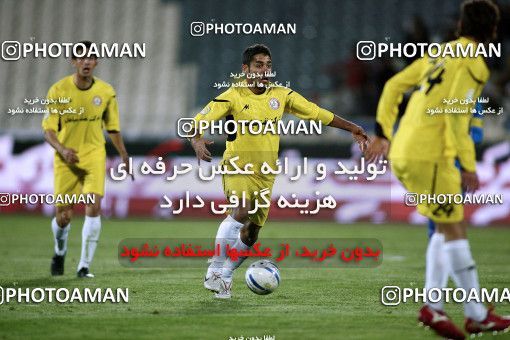 1174628, Tehran, [*parameter:4*], لیگ برتر فوتبال ایران، Persian Gulf Cup، Week 23، Second Leg، Esteghlal 3 v 1 Naft Tehran on 2011/02/18 at Azadi Stadium