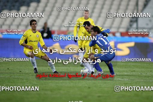 1174744, Tehran, [*parameter:4*], لیگ برتر فوتبال ایران، Persian Gulf Cup، Week 23، Second Leg، Esteghlal 3 v 1 Naft Tehran on 2011/02/18 at Azadi Stadium