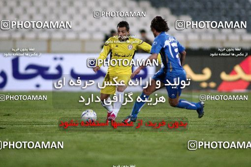 1174703, Tehran, [*parameter:4*], لیگ برتر فوتبال ایران، Persian Gulf Cup، Week 23، Second Leg، Esteghlal 3 v 1 Naft Tehran on 2011/02/18 at Azadi Stadium