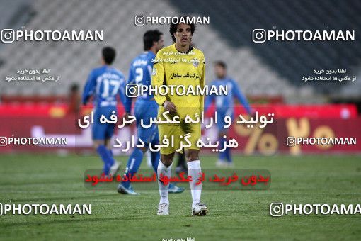 1174598, Tehran, [*parameter:4*], لیگ برتر فوتبال ایران، Persian Gulf Cup، Week 23، Second Leg، Esteghlal 3 v 1 Naft Tehran on 2011/02/18 at Azadi Stadium