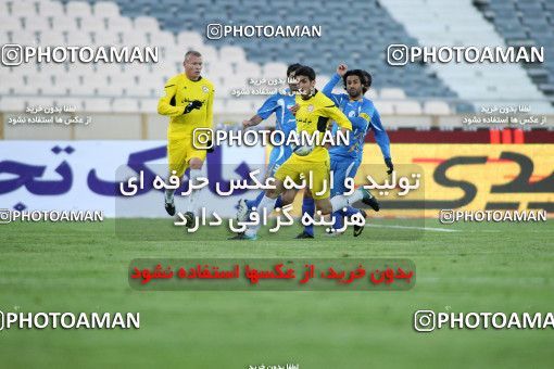 1174360, Tehran, [*parameter:4*], لیگ برتر فوتبال ایران، Persian Gulf Cup، Week 23، Second Leg، Esteghlal 3 v 1 Naft Tehran on 2011/02/18 at Azadi Stadium