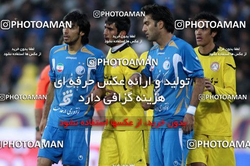 1174393, Tehran, [*parameter:4*], لیگ برتر فوتبال ایران، Persian Gulf Cup، Week 23، Second Leg، Esteghlal 3 v 1 Naft Tehran on 2011/02/18 at Azadi Stadium