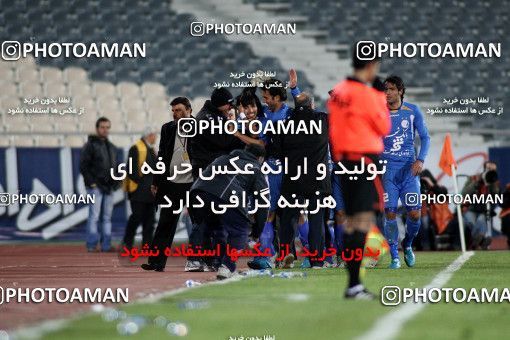 1174383, Tehran, [*parameter:4*], لیگ برتر فوتبال ایران، Persian Gulf Cup، Week 23، Second Leg، Esteghlal 3 v 1 Naft Tehran on 2011/02/18 at Azadi Stadium