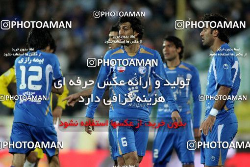 1174394, Tehran, [*parameter:4*], لیگ برتر فوتبال ایران، Persian Gulf Cup، Week 23، Second Leg، Esteghlal 3 v 1 Naft Tehran on 2011/02/18 at Azadi Stadium