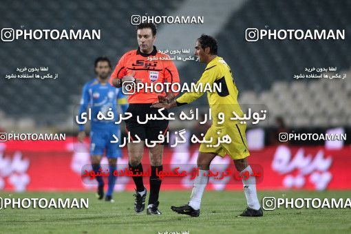 1174371, Tehran, [*parameter:4*], لیگ برتر فوتبال ایران، Persian Gulf Cup، Week 23، Second Leg، Esteghlal 3 v 1 Naft Tehran on 2011/02/18 at Azadi Stadium