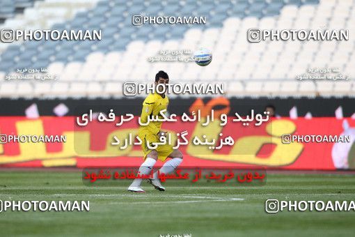 1175059, Tehran, [*parameter:4*], لیگ برتر فوتبال ایران، Persian Gulf Cup، Week 23، Second Leg، Esteghlal 3 v 1 Naft Tehran on 2011/02/18 at Azadi Stadium