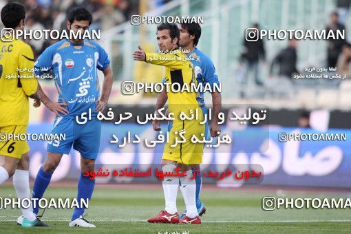 1174919, Tehran, [*parameter:4*], لیگ برتر فوتبال ایران، Persian Gulf Cup، Week 23، Second Leg، Esteghlal 3 v 1 Naft Tehran on 2011/02/18 at Azadi Stadium