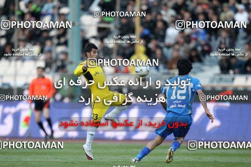 1174975, Tehran, [*parameter:4*], لیگ برتر فوتبال ایران، Persian Gulf Cup، Week 23، Second Leg، Esteghlal 3 v 1 Naft Tehran on 2011/02/18 at Azadi Stadium