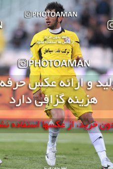 1175049, Tehran, [*parameter:4*], لیگ برتر فوتبال ایران، Persian Gulf Cup، Week 23، Second Leg، Esteghlal 3 v 1 Naft Tehran on 2011/02/18 at Azadi Stadium