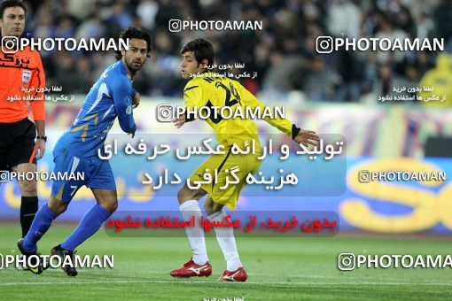1174823, Tehran, [*parameter:4*], لیگ برتر فوتبال ایران، Persian Gulf Cup، Week 23، Second Leg، Esteghlal 3 v 1 Naft Tehran on 2011/02/18 at Azadi Stadium