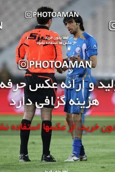 1175027, Tehran, [*parameter:4*], لیگ برتر فوتبال ایران، Persian Gulf Cup، Week 23، Second Leg، Esteghlal 3 v 1 Naft Tehran on 2011/02/18 at Azadi Stadium