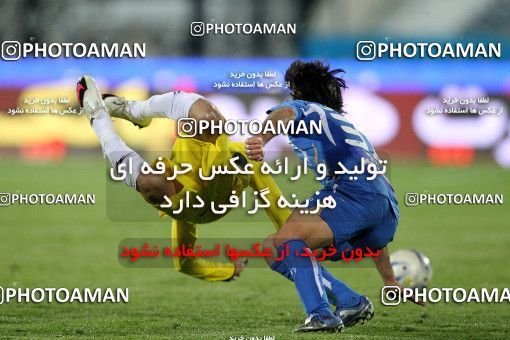 1174865, Tehran, [*parameter:4*], لیگ برتر فوتبال ایران، Persian Gulf Cup، Week 23، Second Leg، Esteghlal 3 v 1 Naft Tehran on 2011/02/18 at Azadi Stadium