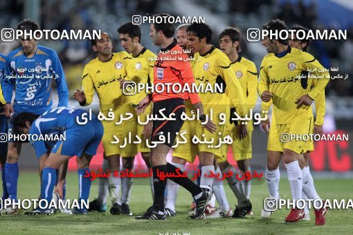 1174979, Tehran, [*parameter:4*], لیگ برتر فوتبال ایران، Persian Gulf Cup، Week 23، Second Leg، Esteghlal 3 v 1 Naft Tehran on 2011/02/18 at Azadi Stadium