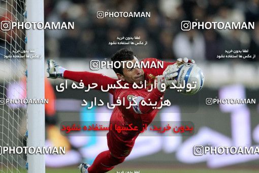 1174935, Tehran, [*parameter:4*], لیگ برتر فوتبال ایران، Persian Gulf Cup، Week 23، Second Leg، Esteghlal 3 v 1 Naft Tehran on 2011/02/18 at Azadi Stadium