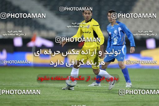 1174814, Tehran, [*parameter:4*], لیگ برتر فوتبال ایران، Persian Gulf Cup، Week 23، Second Leg، Esteghlal 3 v 1 Naft Tehran on 2011/02/18 at Azadi Stadium