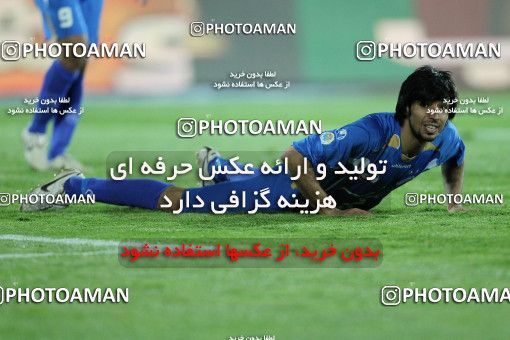1175019, Tehran, [*parameter:4*], لیگ برتر فوتبال ایران، Persian Gulf Cup، Week 23، Second Leg، Esteghlal 3 v 1 Naft Tehran on 2011/02/18 at Azadi Stadium
