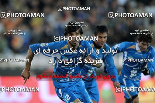 1174986, Tehran, [*parameter:4*], لیگ برتر فوتبال ایران، Persian Gulf Cup، Week 23، Second Leg، Esteghlal 3 v 1 Naft Tehran on 2011/02/18 at Azadi Stadium