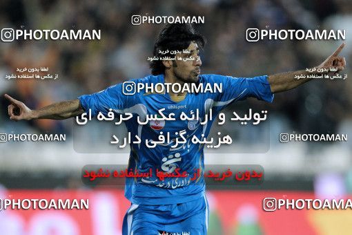 1175036, Tehran, [*parameter:4*], لیگ برتر فوتبال ایران، Persian Gulf Cup، Week 23، Second Leg، Esteghlal 3 v 1 Naft Tehran on 2011/02/18 at Azadi Stadium