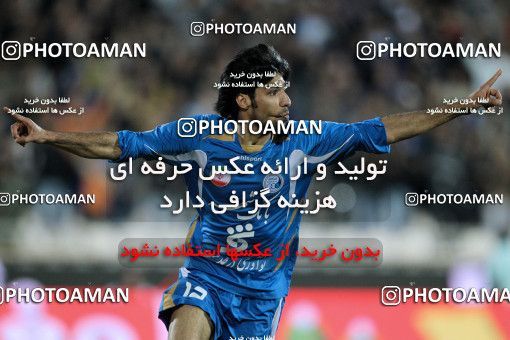 1175020, Tehran, [*parameter:4*], لیگ برتر فوتبال ایران، Persian Gulf Cup، Week 23، Second Leg، Esteghlal 3 v 1 Naft Tehran on 2011/02/18 at Azadi Stadium