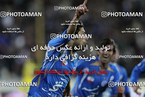 1174793, Tehran, [*parameter:4*], لیگ برتر فوتبال ایران، Persian Gulf Cup، Week 23، Second Leg، Esteghlal 3 v 1 Naft Tehran on 2011/02/18 at Azadi Stadium