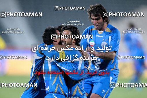 1174906, Tehran, [*parameter:4*], لیگ برتر فوتبال ایران، Persian Gulf Cup، Week 23، Second Leg، Esteghlal 3 v 1 Naft Tehran on 2011/02/18 at Azadi Stadium