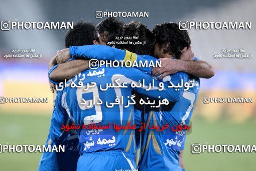 1174772, Tehran, [*parameter:4*], لیگ برتر فوتبال ایران، Persian Gulf Cup، Week 23، Second Leg، Esteghlal 3 v 1 Naft Tehran on 2011/02/18 at Azadi Stadium
