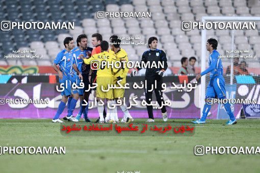 1174910, Tehran, [*parameter:4*], لیگ برتر فوتبال ایران، Persian Gulf Cup، Week 23، Second Leg، Esteghlal 3 v 1 Naft Tehran on 2011/02/18 at Azadi Stadium