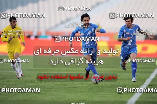 1174497, Tehran, [*parameter:4*], لیگ برتر فوتبال ایران، Persian Gulf Cup، Week 23، Second Leg، Esteghlal 3 v 1 Naft Tehran on 2011/02/18 at Azadi Stadium
