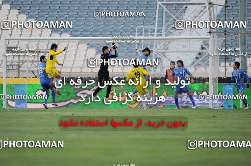 1174444, Tehran, [*parameter:4*], لیگ برتر فوتبال ایران، Persian Gulf Cup، Week 23، Second Leg، Esteghlal 3 v 1 Naft Tehran on 2011/02/18 at Azadi Stadium
