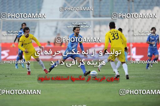 1174498, Tehran, [*parameter:4*], لیگ برتر فوتبال ایران، Persian Gulf Cup، Week 23، Second Leg، Esteghlal 3 v 1 Naft Tehran on 2011/02/18 at Azadi Stadium
