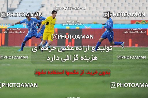 1174429, Tehran, [*parameter:4*], لیگ برتر فوتبال ایران، Persian Gulf Cup، Week 23، Second Leg، Esteghlal 3 v 1 Naft Tehran on 2011/02/18 at Azadi Stadium